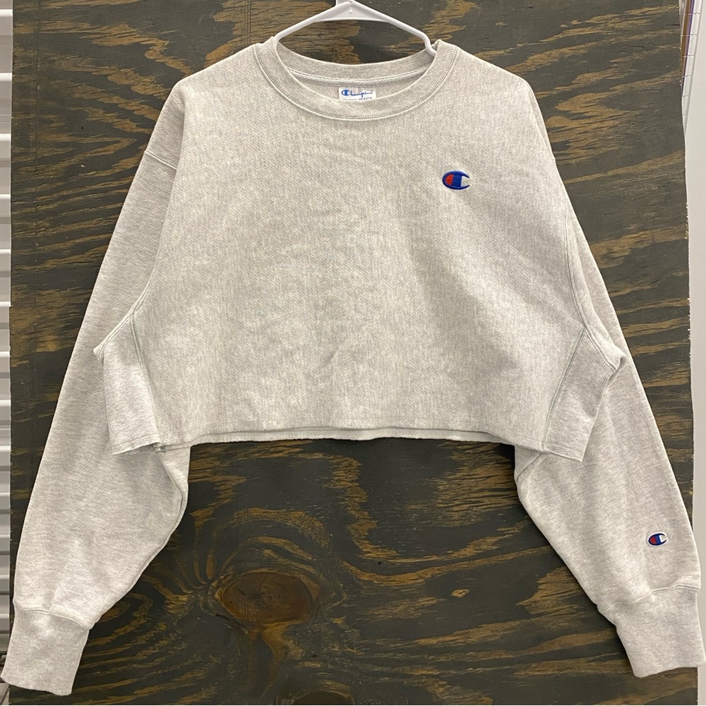 Champion Reverse Weave Cropped Sweatshirt Gray Women’s Large Logo Crewneck